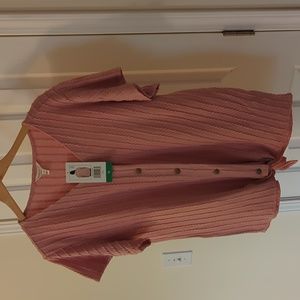 NWT short-sleeved, knit summer top/sweater; button-front with tie - sz XL